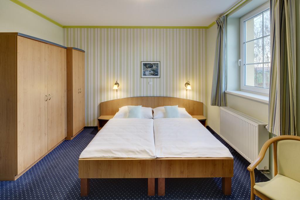 Hotel Kolonie Krivoklát Exterior foto